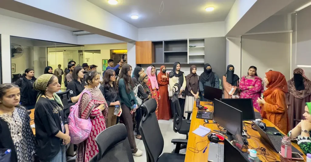 Why-Smart-Students-Are-Ditching-Libraries-for-Coworking-Spaces-in-Lahore